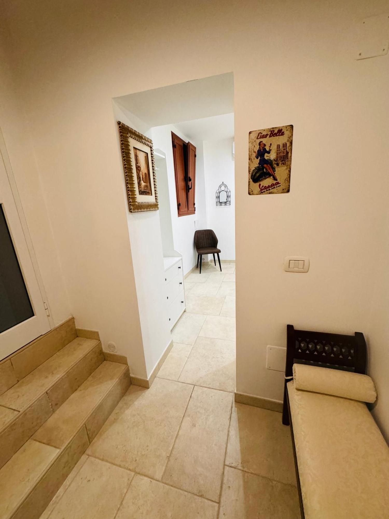 Mimi Maison Bari Vecchia Luaran gambar