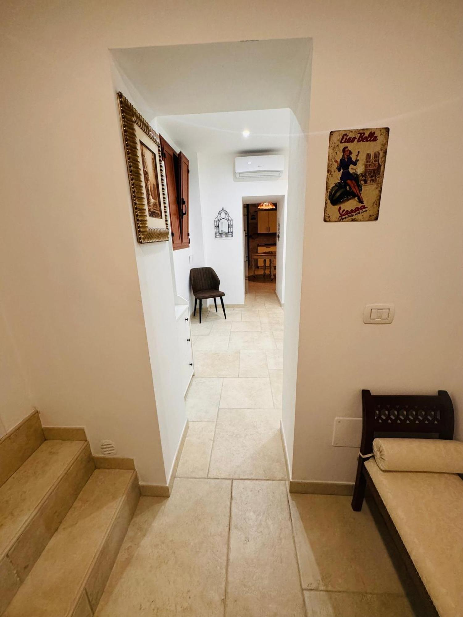 Mimi Maison Bari Vecchia Luaran gambar