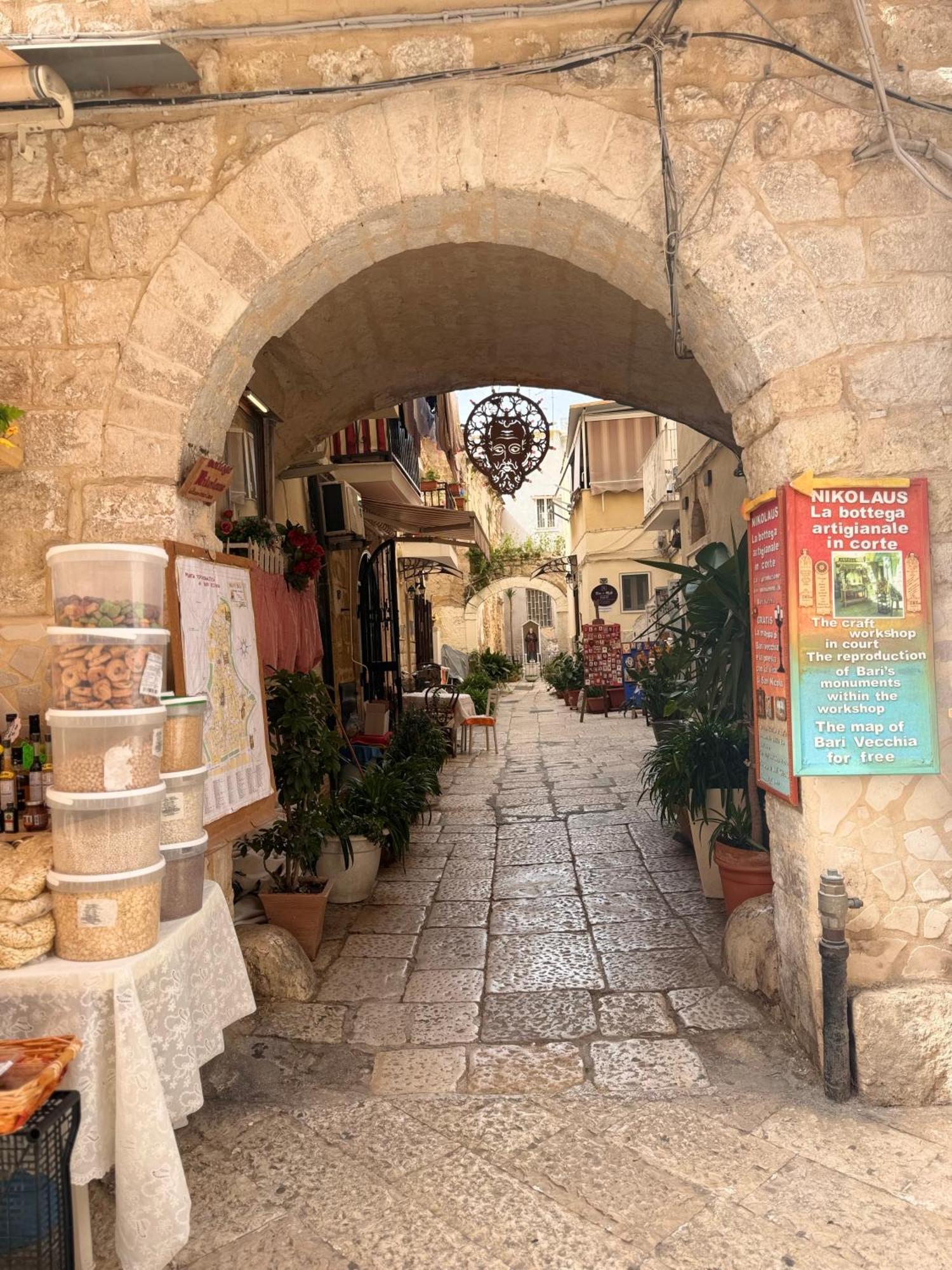 Mimi Maison Bari Vecchia Luaran gambar